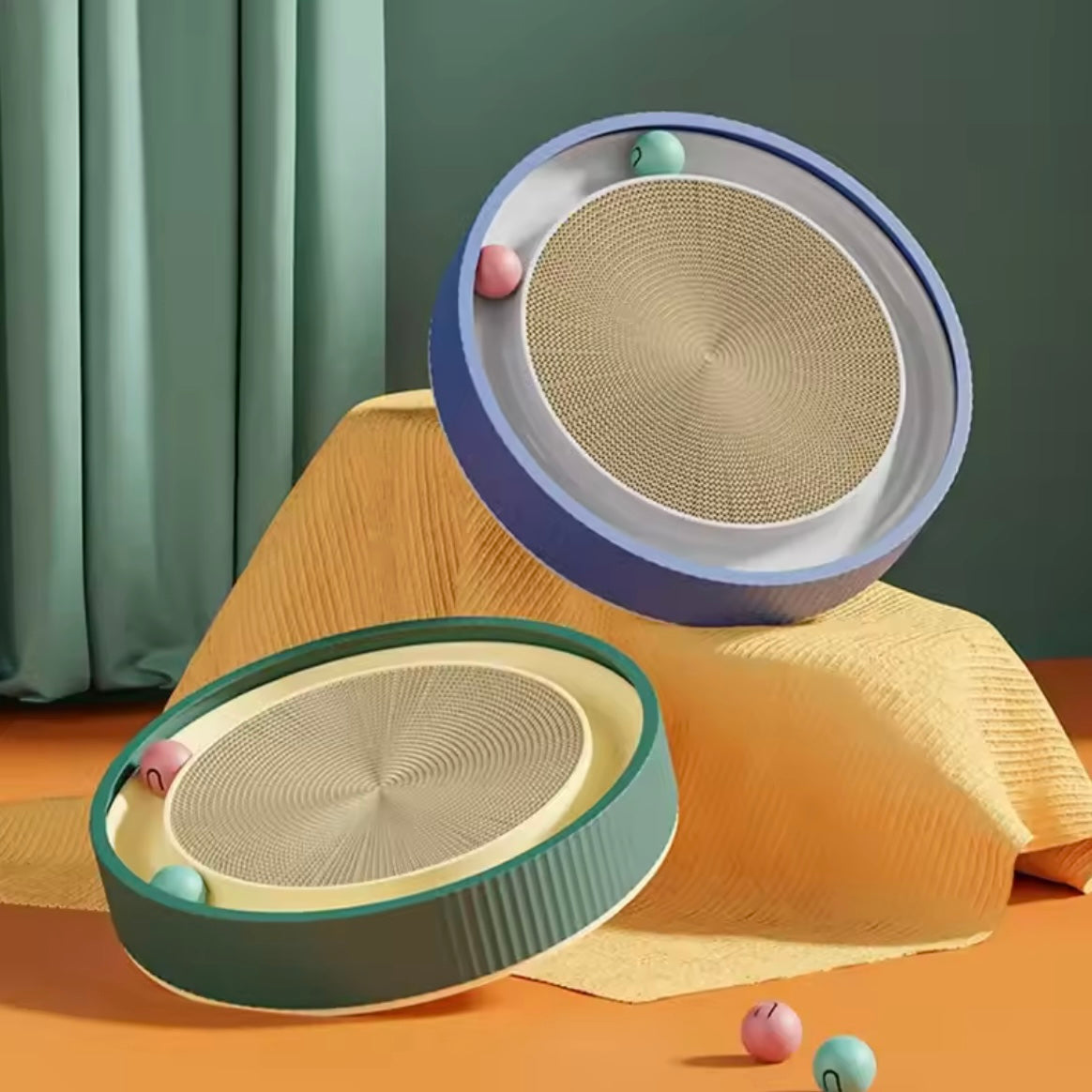 Griffoir Rond pour Chat avec Balle Interactive
